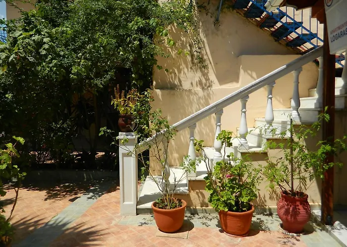 Logara's 4* Agia Efimia
